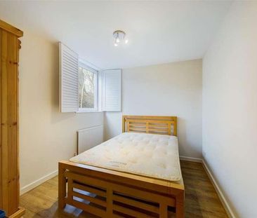 Bridgeport Place, Wapping, London, E1W - Photo 3