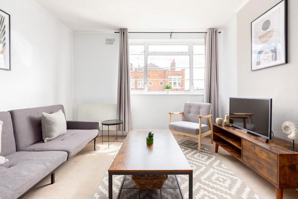 2 bedroom flat to rent - Photo 1