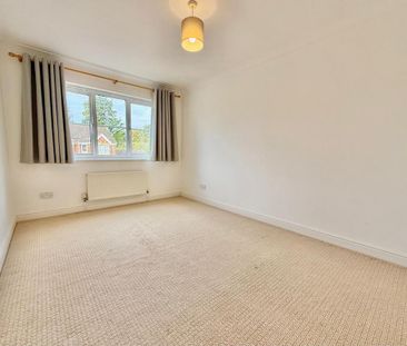 4 bedroom detached house to rent - Photo 4