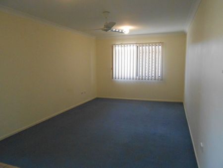 LOVELY FAMILY HOME IN ANNANDALE - GREAT LOCATION! - Photo 3