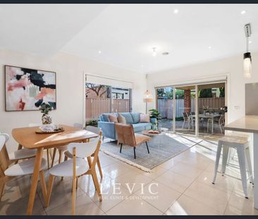 12 Auguste Avenue, Clayton, Vic 3168 - Photo 1