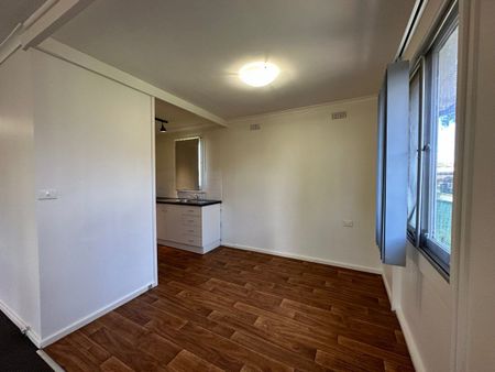 Home For Rent - Photo 4