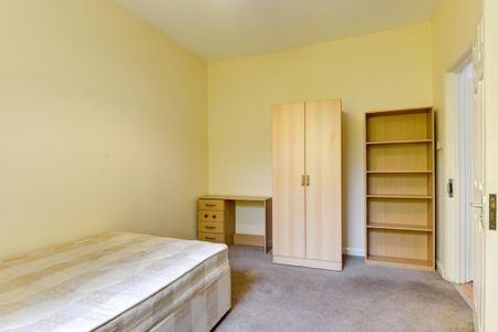 5 bedroom house to rent - Photo 4