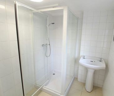 Maisonette to rent on - Photo 6