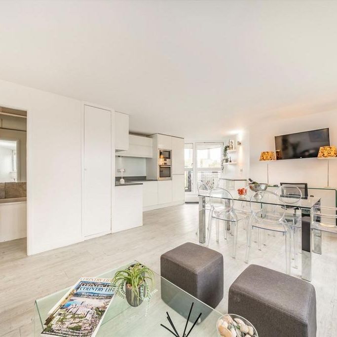 2 bedroom flat to rent - Photo 1