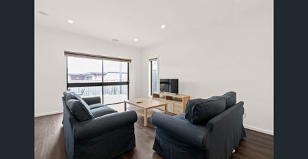 Fully Furnished Home in Prime Harkness Location - Photo 4