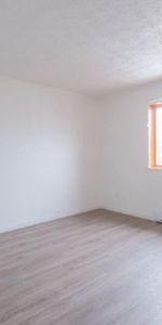 Jolie 4 1/2 dans un quartier tranquille - Photo 4