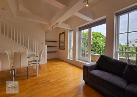 3 bedroom flat to rent - Photo 2