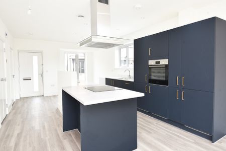 Redmires Grove, Harrogate - Photo 3