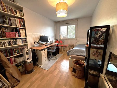 Location Appartement 3 pièces 66m² - Photo 2