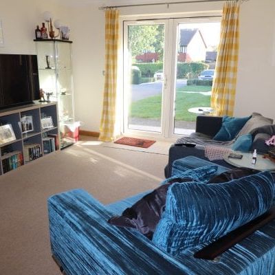 HUTTON, Property for rent - Photo 1