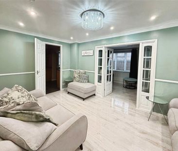 3 bedroom terraced house to rent - Photo 3