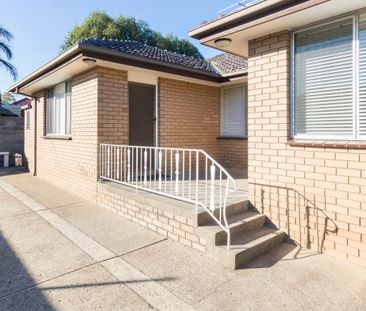 1/55 Clarendon Street, Thornbury, VIC 3071 - Photo 2