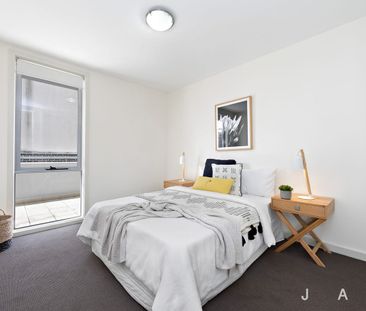 PARKSIDE LOCATION! - Photo 4