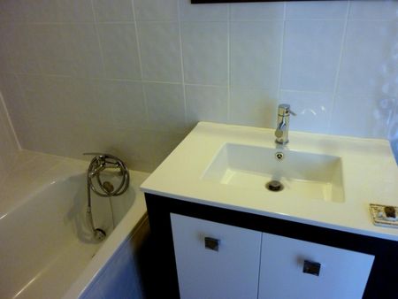 T2 à louer à Tourcoing - Réf. 679 - Photo 3