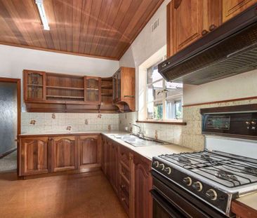 AFFORDABLE LIVING! - Photo 3