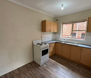 View Wednesday at 4.40pm - 4.55pm - Photo 3