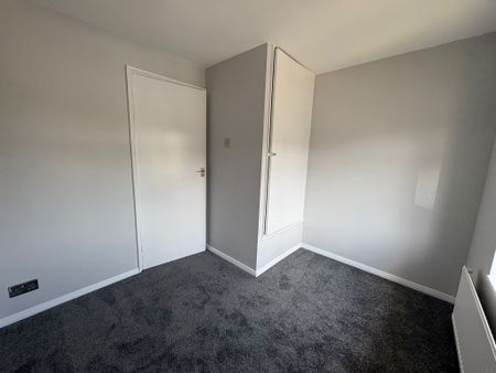 Rowan Road, West Drayton, UB7 7UD - Photo 2