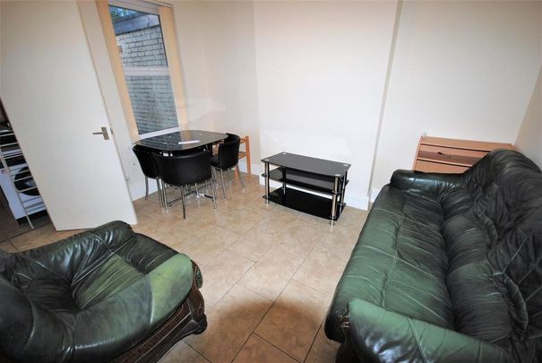 4 bedroom house to rent - Photo 1