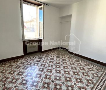 NOVES - Maison de village T3, - Photo 3