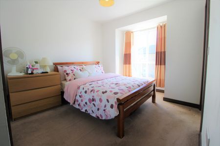 Four Seasons Terrace, West Drayton - Photo 3