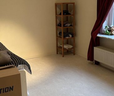 Appartement te huur in Gent voor € 1.125 met 2 slaapkamers - Foto 4