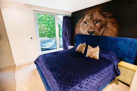 Luxurious Two Bedroom Apartment in Kensington, London W14 - Photo 5