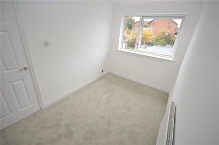 3 bedroom apartment to rent - Photo 3