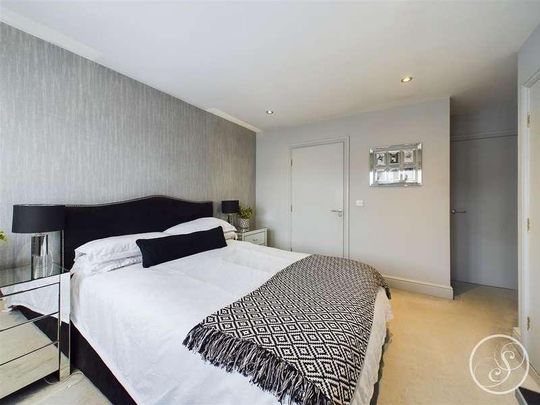 High Ash Drive, Leeds, LS17 - Photo 1