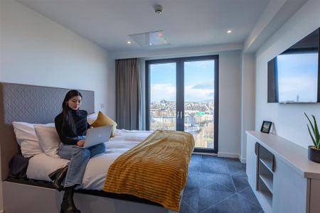 1 bedroom in a flat share to rent - Photo 5