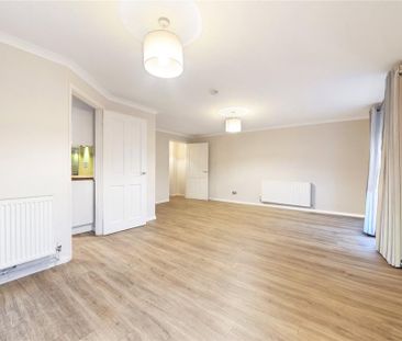 3 bedroom detached house to rent - Photo 4