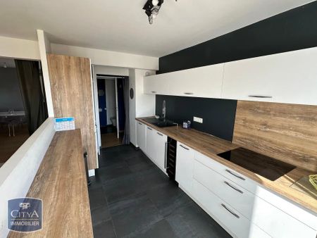 Appartement à louer 3 pièces 77.8m² - Photo 2