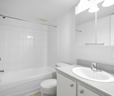 Bois-de-Boulogne Apartments - 1 Bedroom - Photo 3