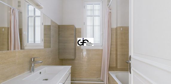 Location Appartement 2 pièces 49m² PARIS 16ème - Photo 2
