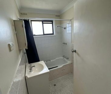 Two bedroom Unit South Tamworth - Photo 5