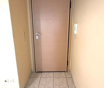 Διαμέρισμα για ενοικίαση Πλατεία Ναυαρίνου (Κέντρο Θεσσαλονίκης) - Photo 2