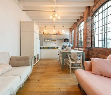 2 bedroom end of terrace house to rent - Photo 2