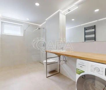 Pronájem moderního bytu 1+kk s předzahrádkou a parkovacím místem v ... - Photo 3