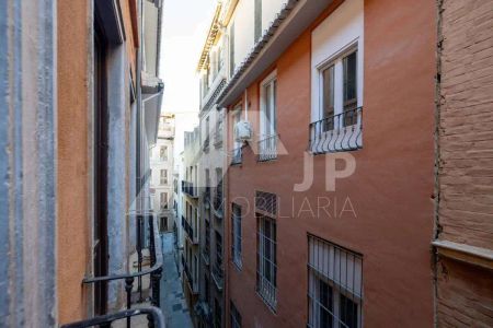Granada - Photo 2
