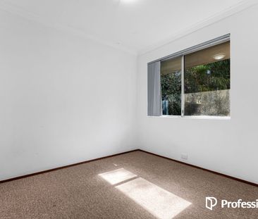 3 x 1 Home for Rent in Wanneroo! - Photo 3