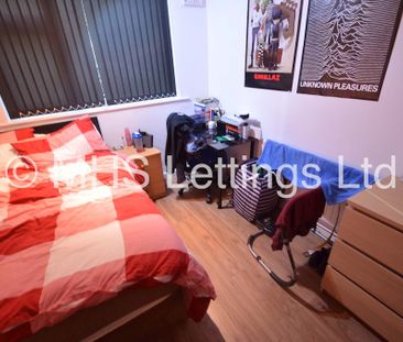 29 The Poplars, Leeds, LS6 2BT - Photo 1