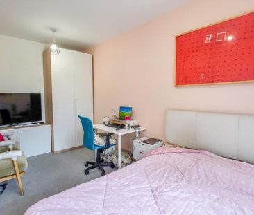 5 bedroom townhouse to rent - Photo 6