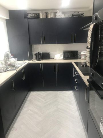 1 bedroom property to rent - Photo 5