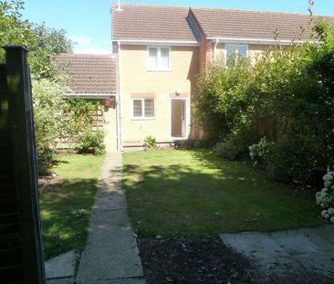 2 bedroom end of terrace house to rent - Photo 3