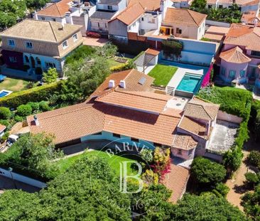 Cascais e Estoril, Lisbon 2750-112 - Photo 2