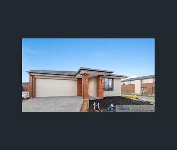 WELL PRESENTED FAMILY HOME! - Photo 3