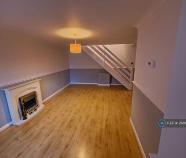 3 bedroom terraced house to rent - Photo 5