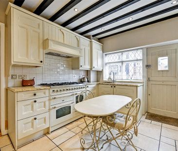 3 bedroom terraced house to rent - Photo 2