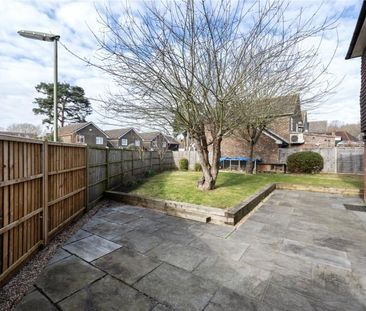 4 bedroom link detached house to rent - Photo 2