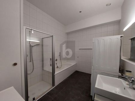 READY WITH LOVELY VIEW IN THE MIDDLE OF THE VILLAGE - Foto 3